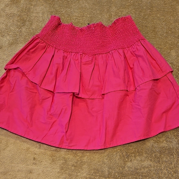 New HT 360 Collective Fushia Layered Ruffle Mini Skirt Size Medium - Picture 3 of 5
